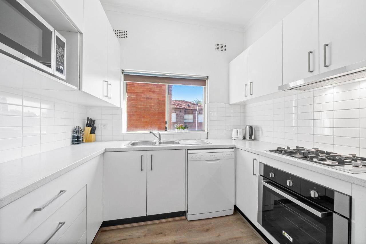 Burwood Newly Renovated 2 Bedroom Apartment Sydney Exterior photo