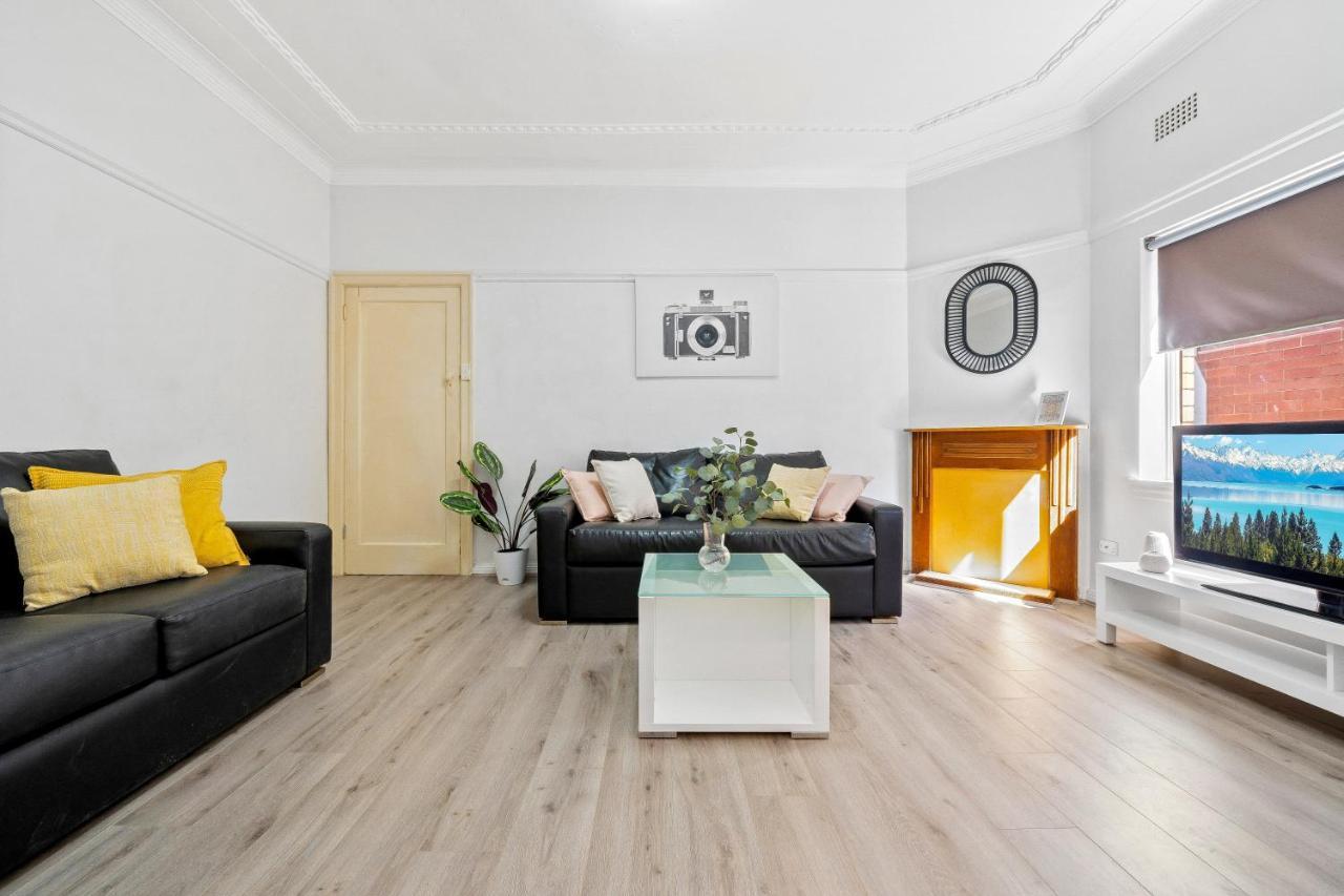 Burwood Newly Renovated 2 Bedroom Apartment Sydney Exterior photo